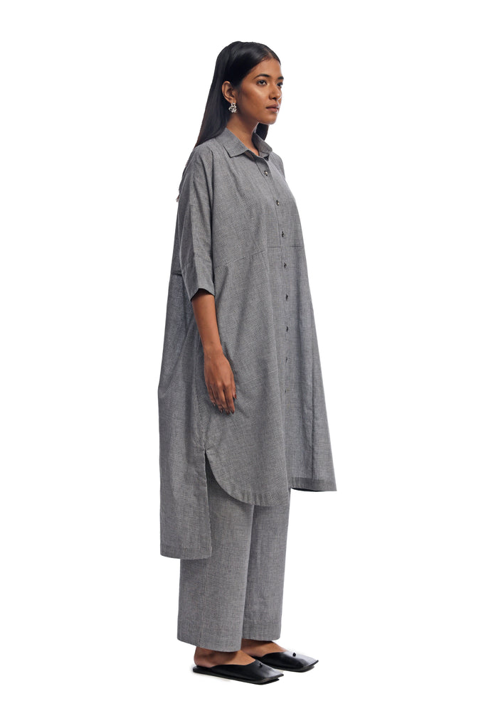 Handwoven black and white checkered front open long shirt